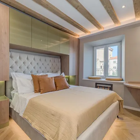 Grand Palace Luxury Retreat - Tale Of The Sea Guest house Split