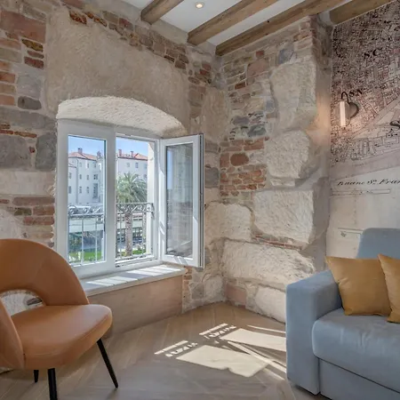 Guest house Grand Palace Luxury Retreat - Tale Of The Sea Split