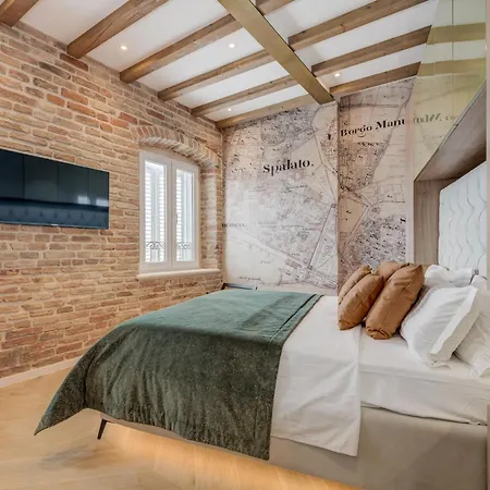 Grand Palace Luxury Retreat - Tale Of The Sea Split