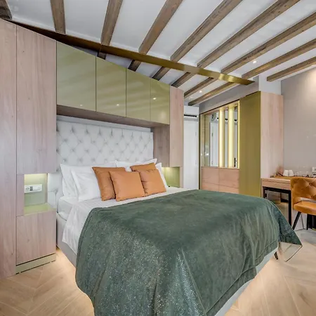 Grand Palace Luxury Retreat - Tale Of The Sea Split